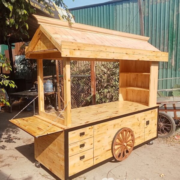 Xe bán trà sữa màu gỗ mái nhật hình 3